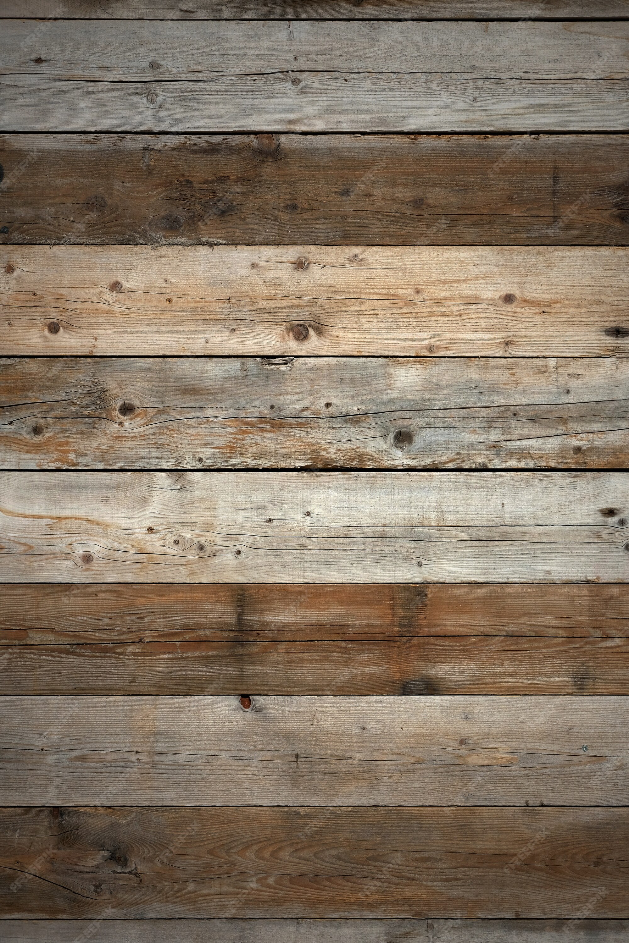 Không gì vượt thời gian như sự thanh lịch của bức tường gỗ cũ. Với đường nét tinh tế, hoa văn phong phú và vẻ đẹp tự nhiên độc đáo, bức tường gỗ từ nhà kho cũ đã trở thành một lựa chọn thiết kế đầy chất lừ cho không gian nội thất của bạn.