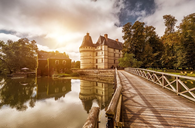 Старый замок Chateau de l'Islette Франция