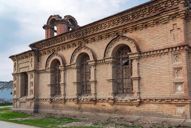 1897 年にアゼルバイジャン北部に建てられた神の聖母の執り成しの古い教会