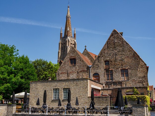 Photo the old city of bruges in belgium