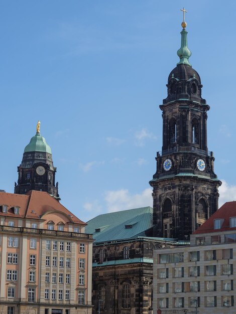 Photo the old city of dresden in germany