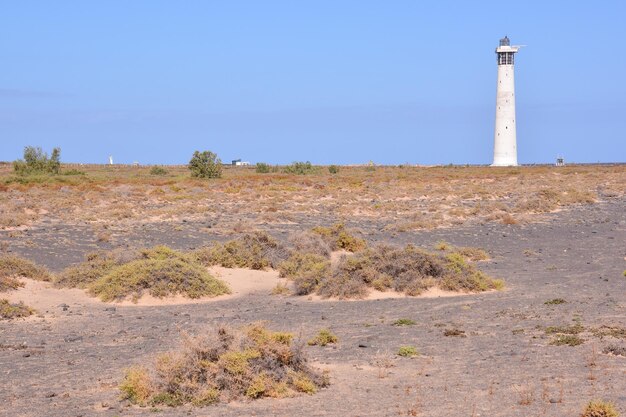 Photo old lighthouse near the sea