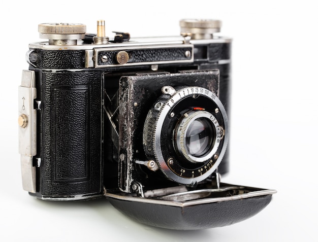 古い機械式写真カメラ