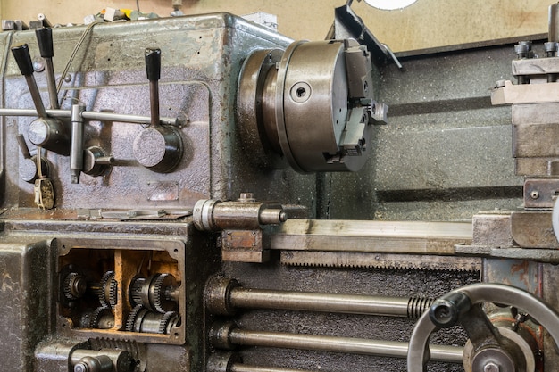 Old milling machine