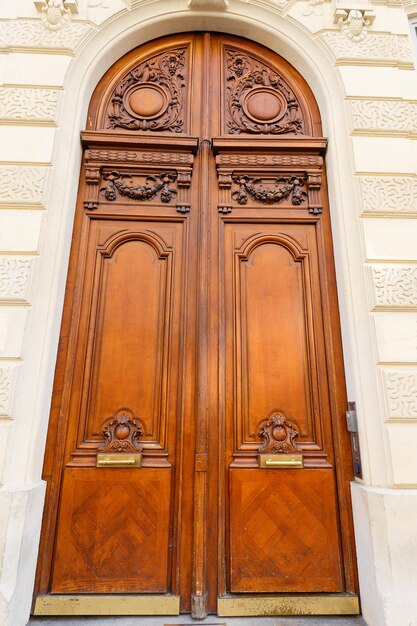 Old Ornate Door In Paris Typical Old Apartment Buildiing