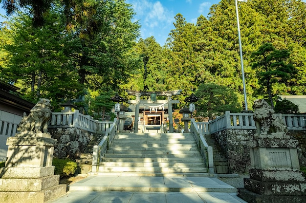 写真 秋の朝の日本のタカヤマ旧市街