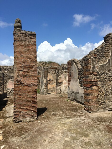 Photo old ruins against sky