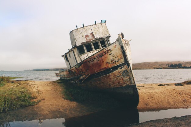 Фото Старый морской корабль