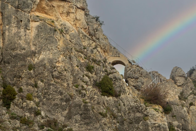 Photo old stone arch on the rock of the pancorbo castle in burgos spain