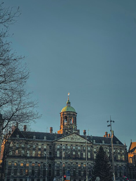 Photo old town hall in amsterdam holland netherlands vintage style