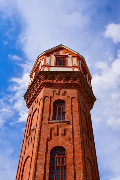 Photo old water tower in staraya russa