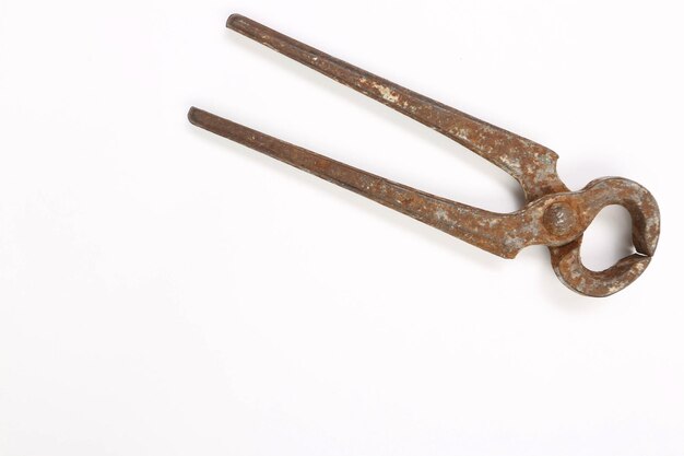 old well used pair of rusty nippers