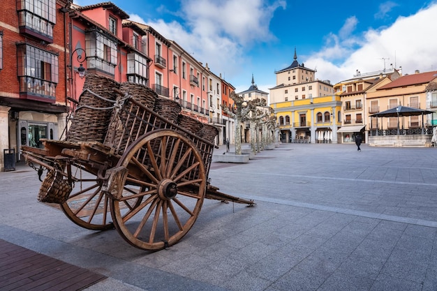 Photo an old wooden cart that was used in the countryside in the town of aranda de duero burgos