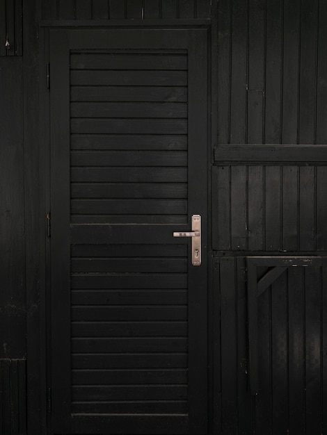 Foto vecchia porta di legno