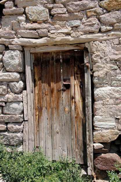 古い木製のドア