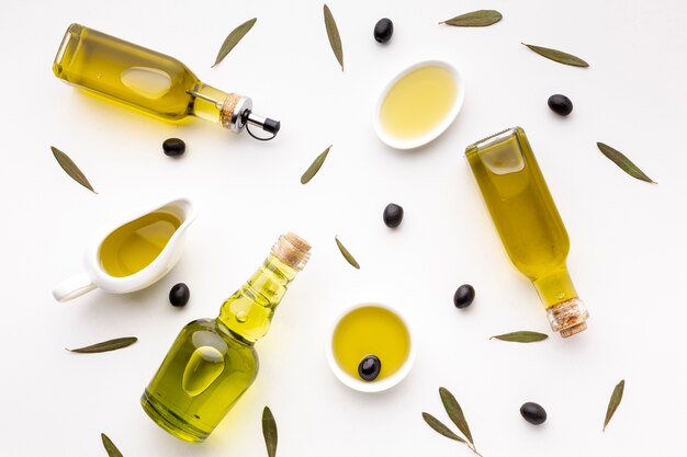 Olive oil saucers and bottles