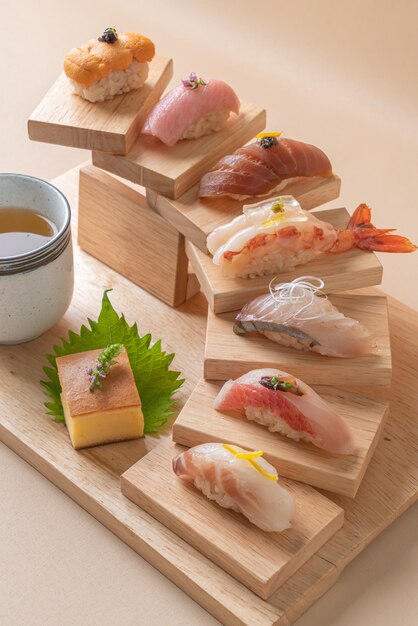 Omakase sushi premium set