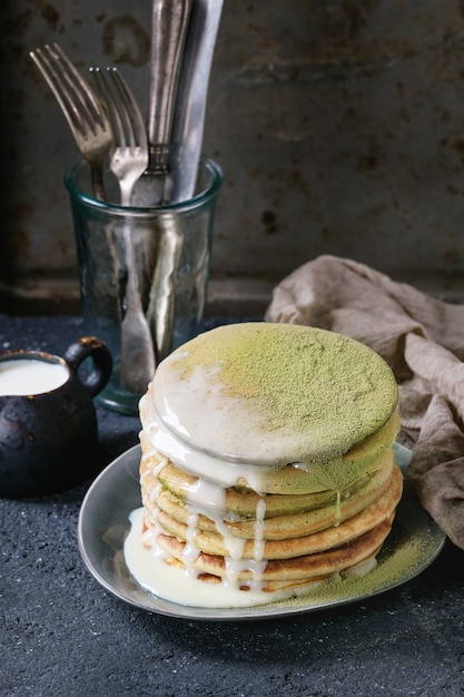 Ombre matcha pancakes