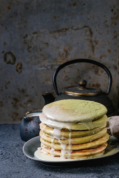 Ombre matcha pancakes