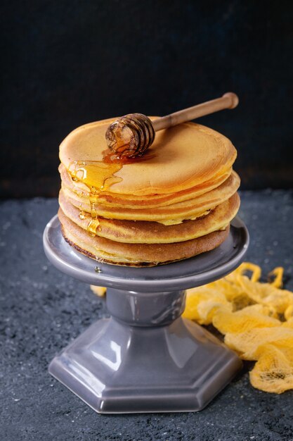 Ombre turmeric pancakes