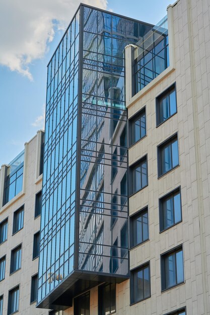 Foto onderdeel van een hoogbouw moderne architectuur van een woongebouw