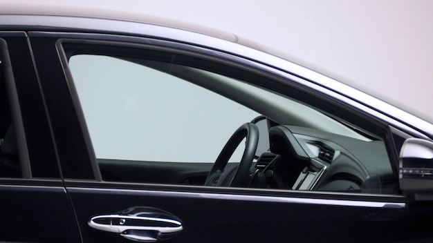 Onderdelen van auto-auto zwarte kleur zoals raam wiel lamp spiegel zijschoten schieten;