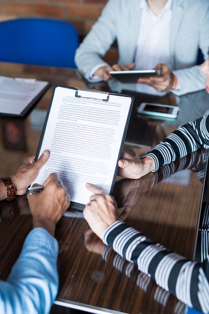 Ondertekening van een belangrijk contract