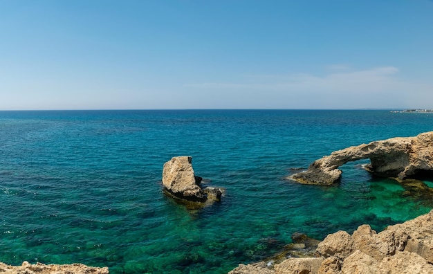 Una delle attrazioni più famose è il Ponte degli Innamorati Cipro Ayia Napa