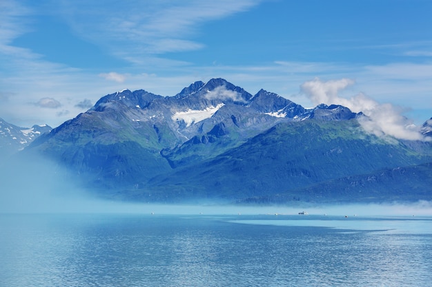 Ongebruikelijke zomerlandschappen van Alaska, Verenigde Staten.