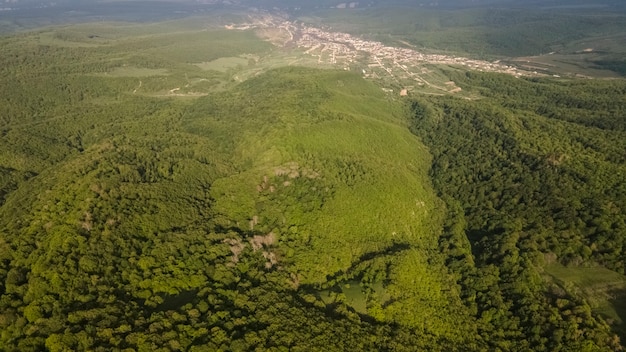 Ongelooflijk mooi luchtfoto landschap groene weiden velden bomen