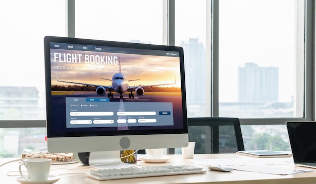 Foto il sito web di prenotazione dei voli online fornisce un sistema di prenotazione alla moda
