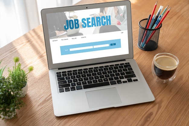 online job search on modish website for worker to search for job opportunities