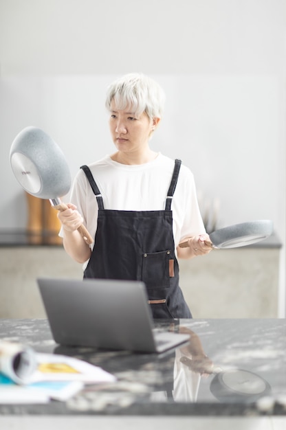 Online koken leren eten in mijn eentje in quarantaine thuis