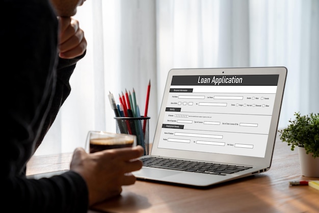 現代のデジタル情報収集のためのオンラインローン申請書