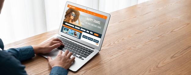 Online reisbureau-website voor modieuze zoek- en reisplanning