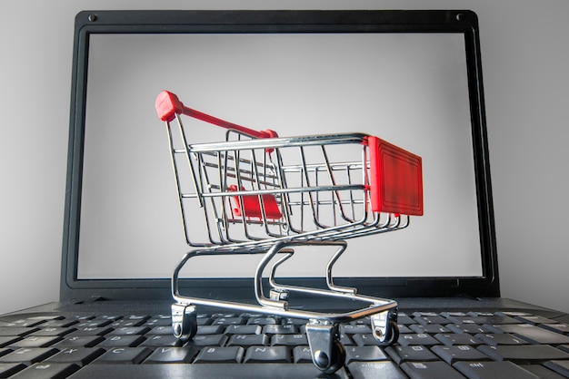 Online shopping has increased due to confinement