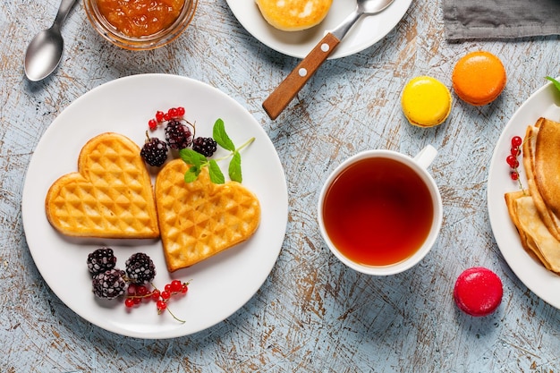 Ontbijt pannenkoeken wafels