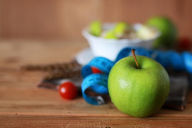 Ontbijtdieet fruit appel centimeter