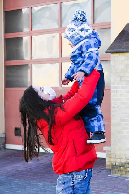 Ontmoeting met moeder en baby na ziekenhuis