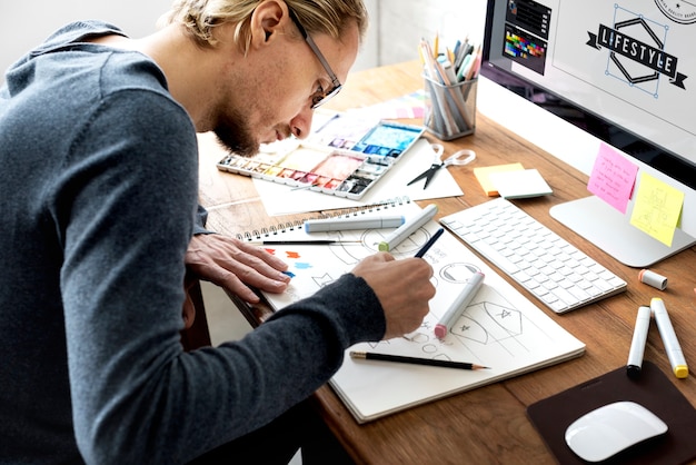 Foto ontwerper aan het werk