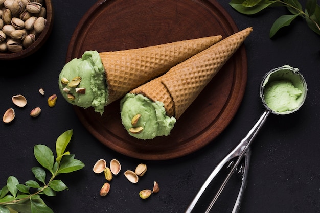 Foto ook zelfgemaakte pistachegel gelato bekijken