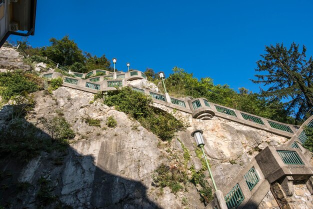 Oostenrijk. Graz. Trap naar het hoogste punt van de stad Trap naar de heuvel Schlossber.