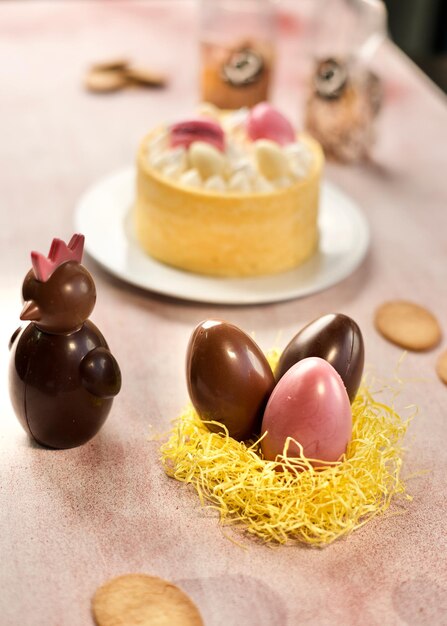Oostenrijkse elementen eieren kip en cake dessert