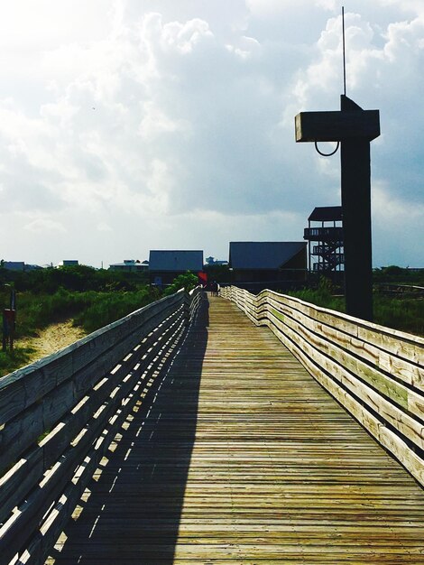 Foto op de pier lopen.