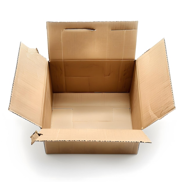 Фото Открытая картонная коробка, изолированная на белом фоне