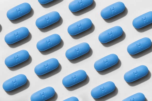 Open fles PrEP-pillen op recept voor profylaxe vóór blootstelling om mensen te helpen beschermen tegen hiv