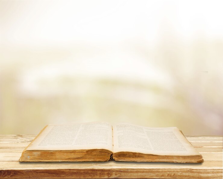 Photo open holy bible book on background