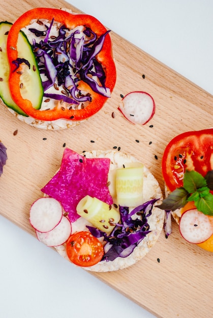 Open sandwiches of rice cakes with cream cheese