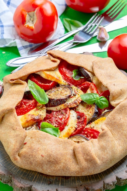 Open vegetable pie galette