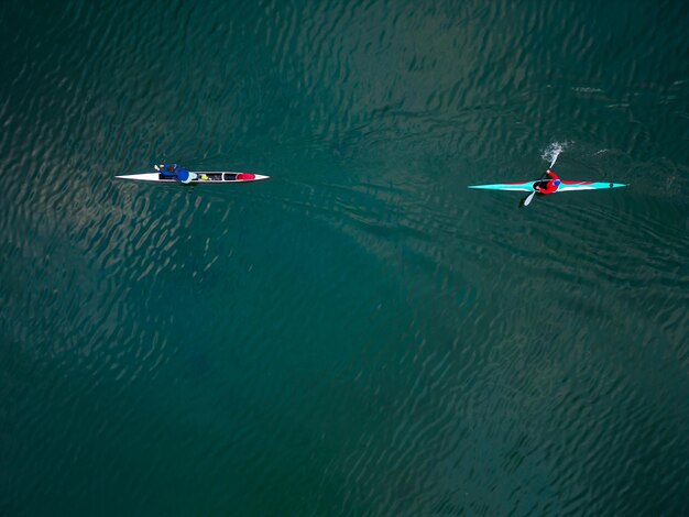 Open watersport kajak en kano luchtfoto